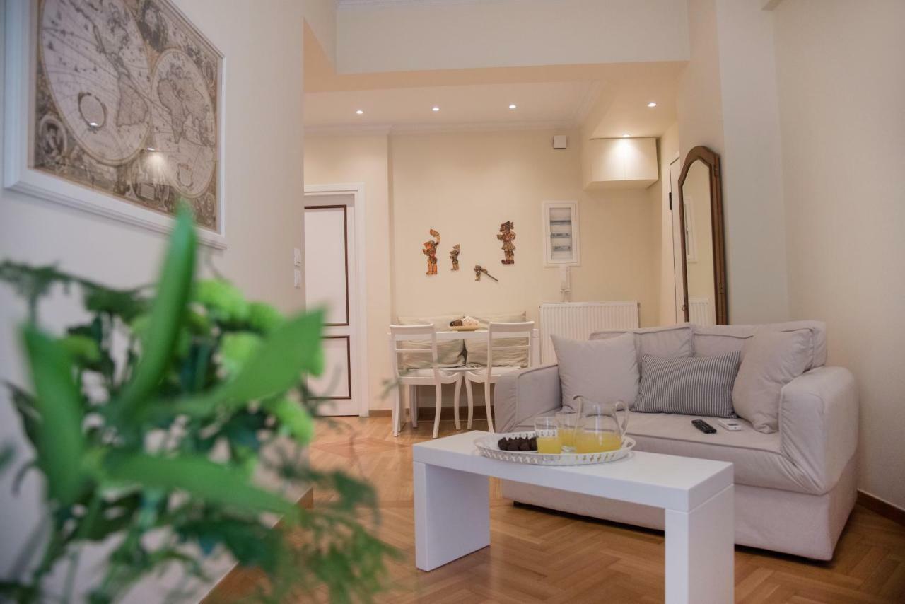 شقة Living Near Acropolis By Sylvia Staikou 2Nd & 3D Floor أثينا المظهر الخارجي الصورة